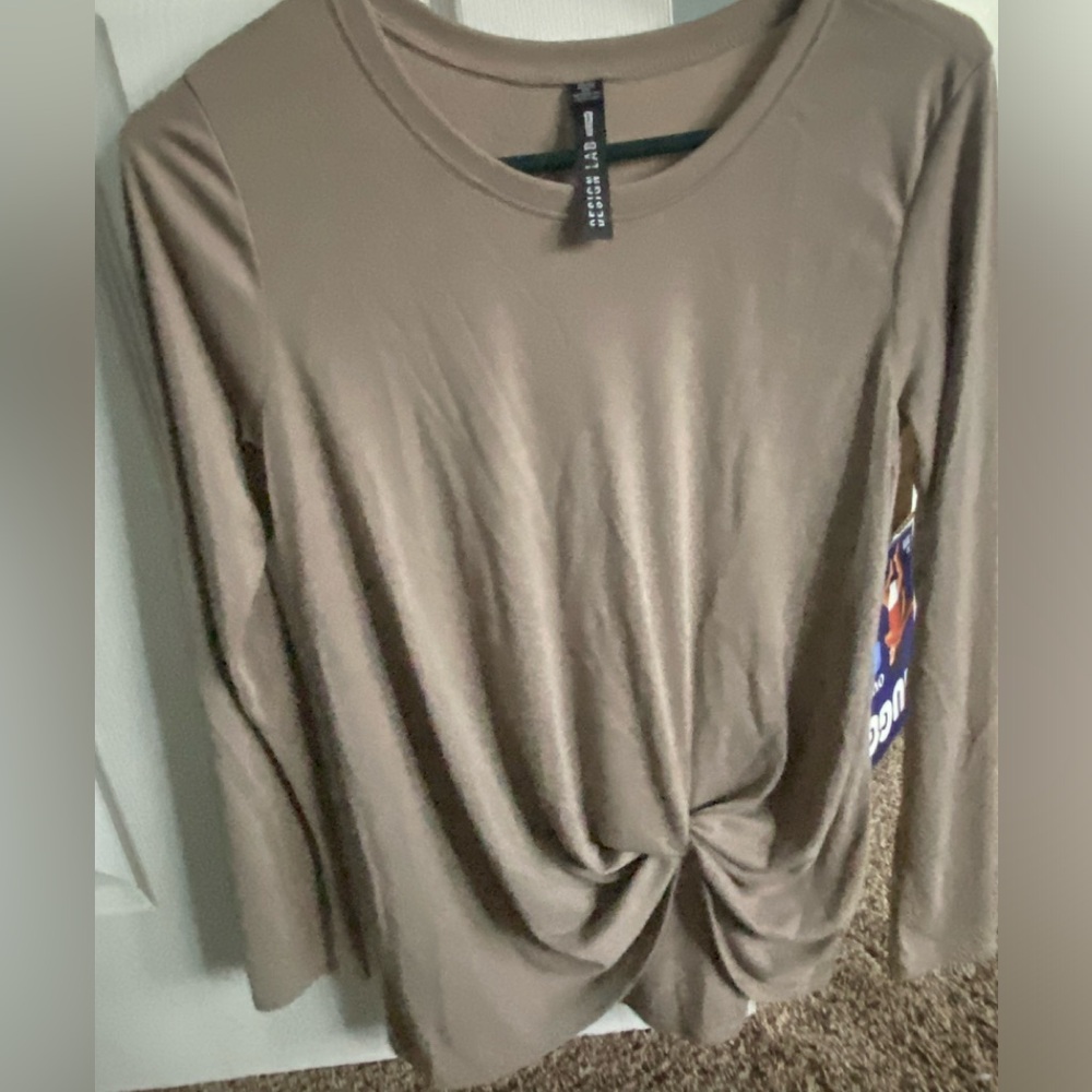 Design  lab beige top